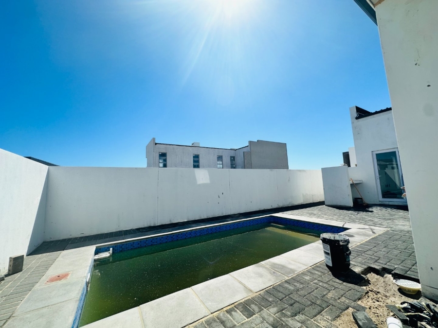 3 Bedroom Property for Sale in Sandown Western Cape